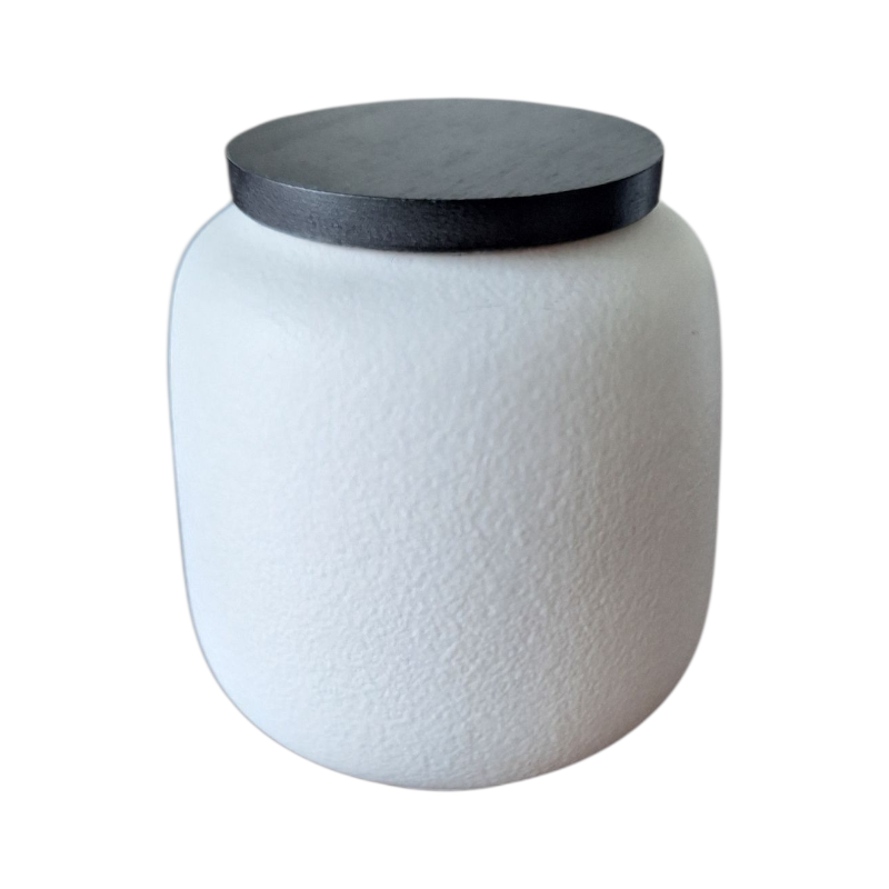 Witte urn met keepsake hangertje - 200 ML
