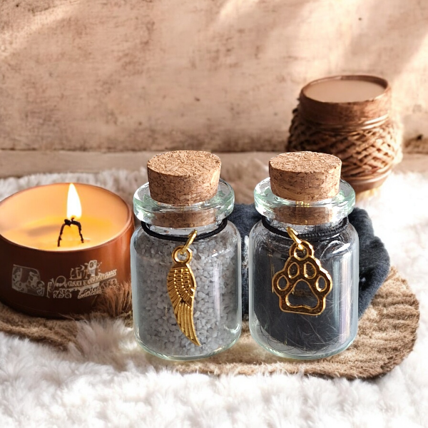 memorial flesjes, set van 2 stuks,  voor kat of hond, gedenkflacon, herinnering aan kat of hond, bewaren plukjes vacht van kat of hond