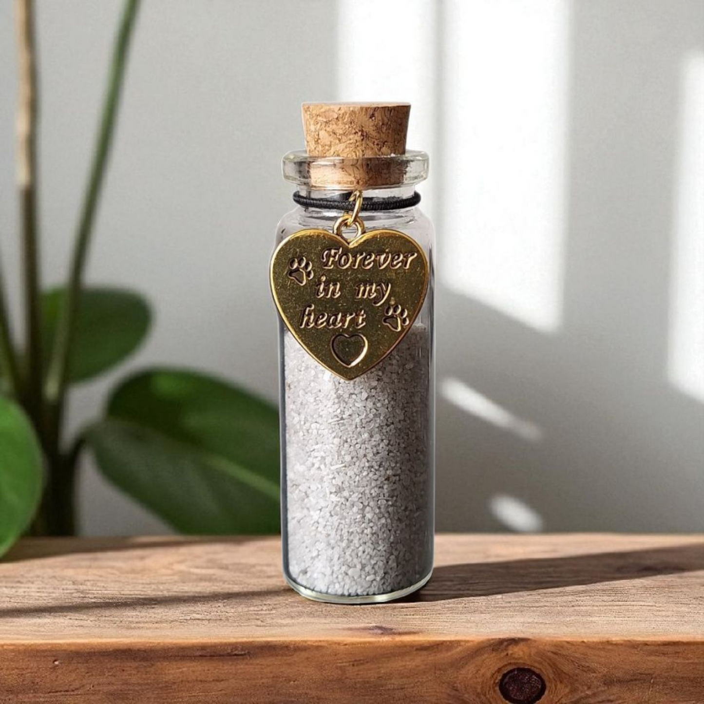 Memorial flesje  met  Gouden hanger - Forever in my heart