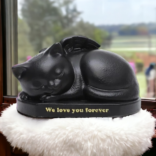 Urn in de vorm van een kat met de tekst we love you forever
