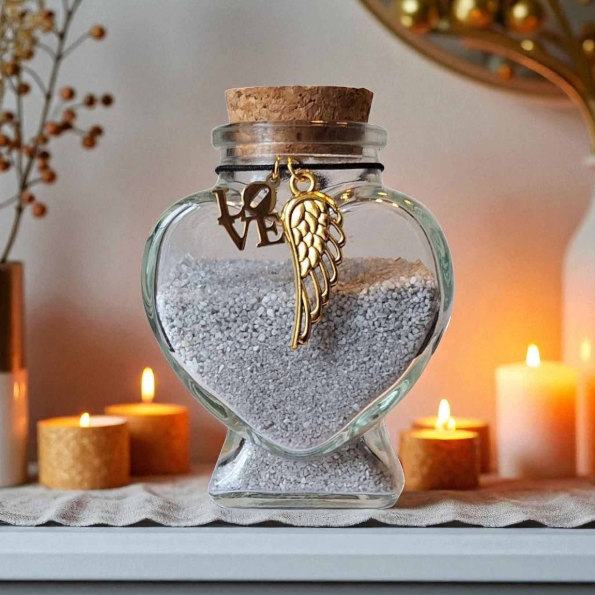 herdenkingsflesje  kan gevuld worden met een klein beetje as, een plukje haar, snorhaartjes of andere kleine aandenken