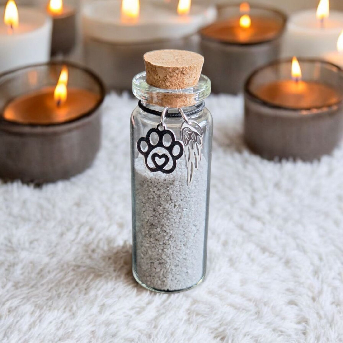 Memorial flesje voor as van overleden huisdier