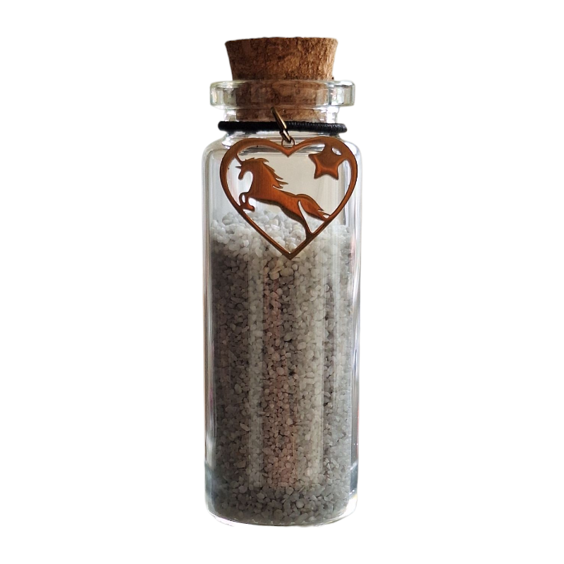 Memorial flesje voor as van overleden paard of pony