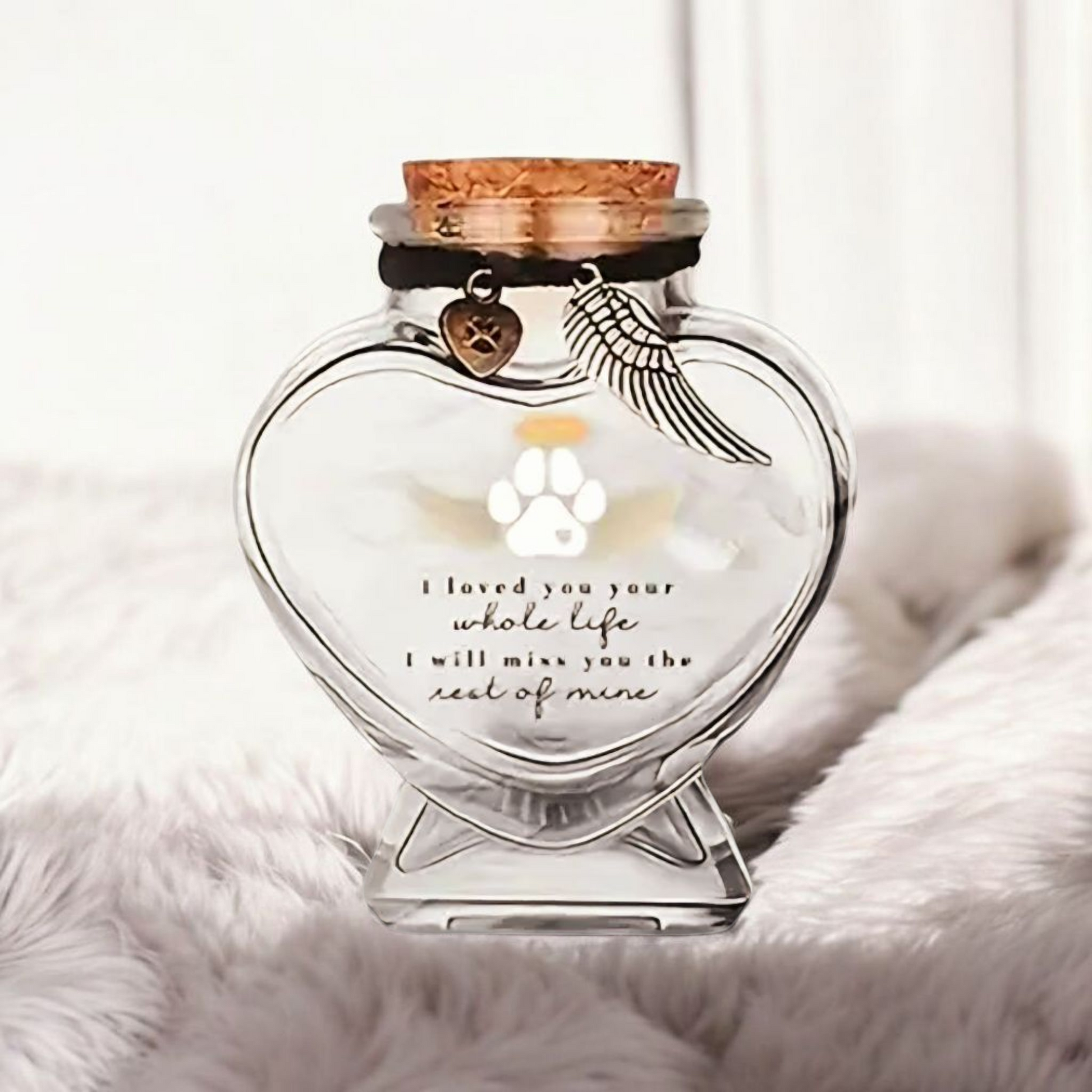 Herdenkingsflesje voor kat. Vul dit mooie flesje met wat plukjes haar of een gedeelte van de as van jouw overleden kat.