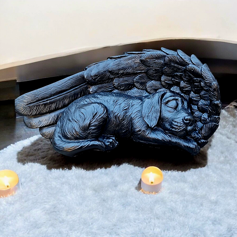 Zwarte Honden Urn – Slapend Hondje met Engelenvleugel - Groot formaat