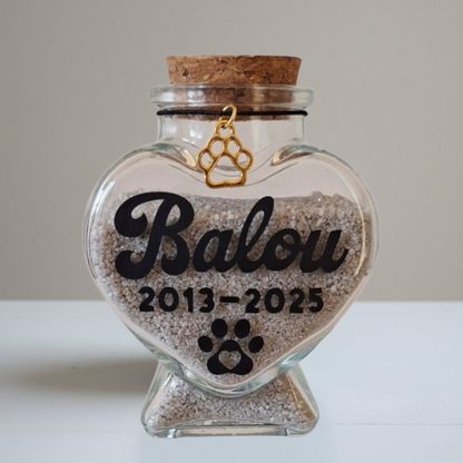 Gedenkflasche mit Namen