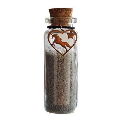 Memorial flesje voor as van overleden paard of pony
