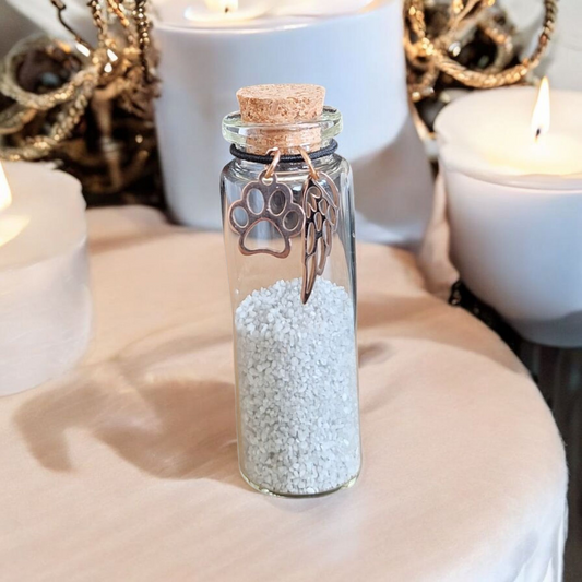 Stijlvol memorial flesje voor as van overleden huisdier